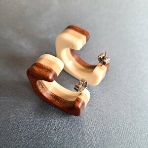 3 colors plastic loop earrings. Brown taupe and beige earrings.